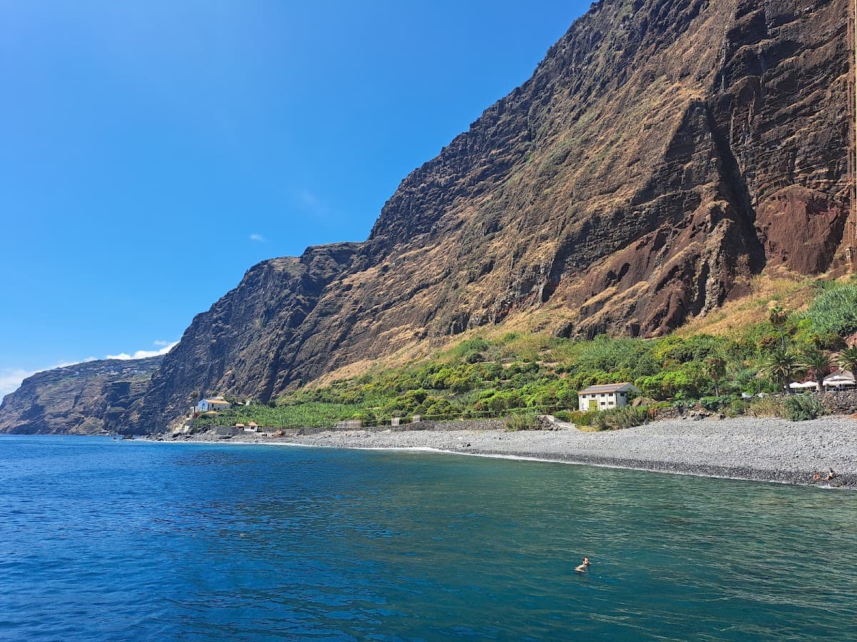 Praia da Fajã de Santo Cristo — foto 1