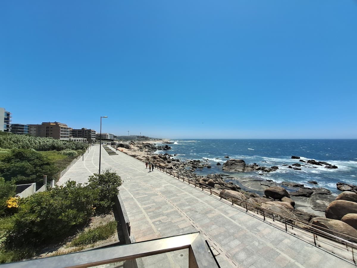 Praia de Lavadores — foto 2