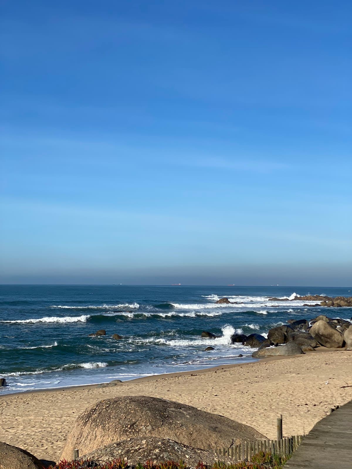 Praia de Lavadores — foto 4