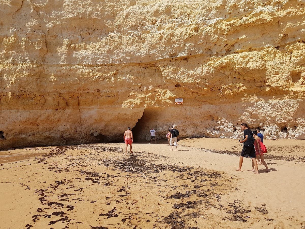 Praia de Nossa Senhora da Rocha — foto 3