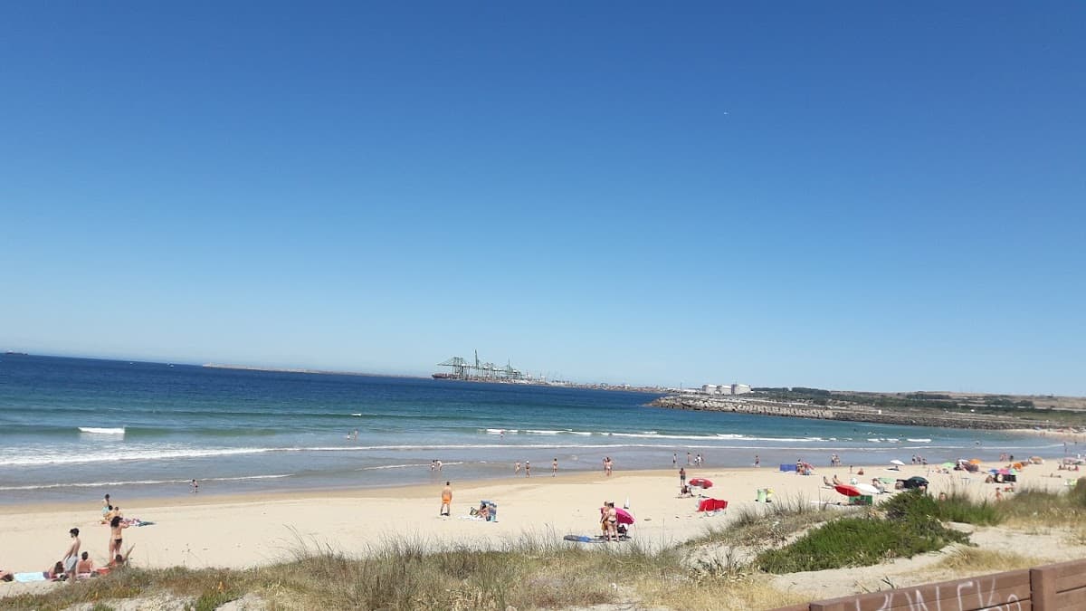 Praia de São Torpes — foto 1