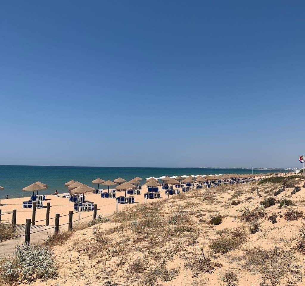 Praia de Vale Garrão — foto 1