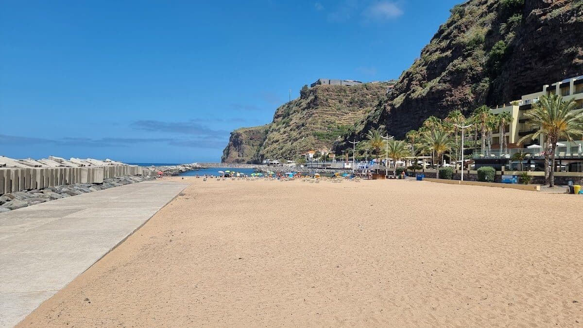 Praia de Calhetas — foto 2