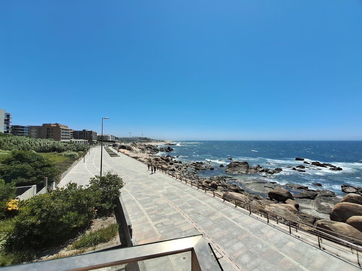 Praia de Lavadores — foto 2