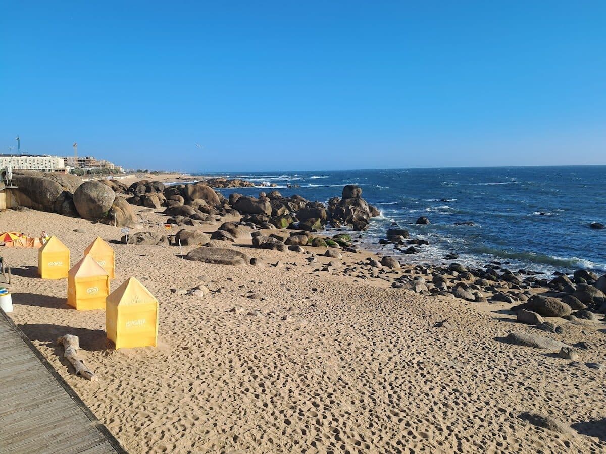 Praia de Lavadores — foto 3