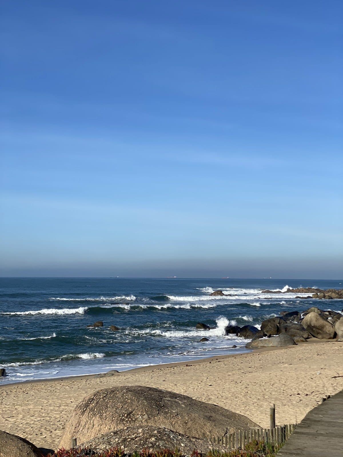Praia de Lavadores — foto 4