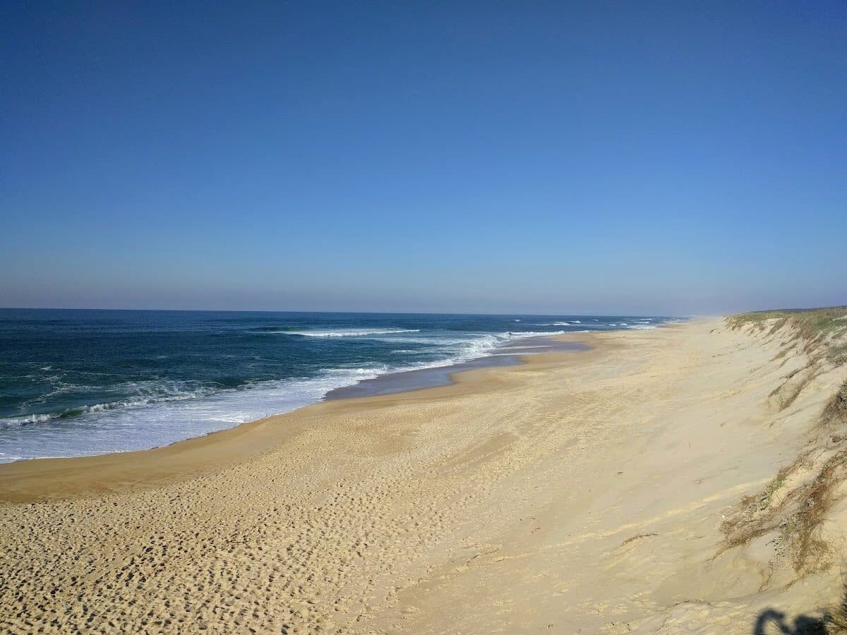 Praia de Pedras Negras — foto 2