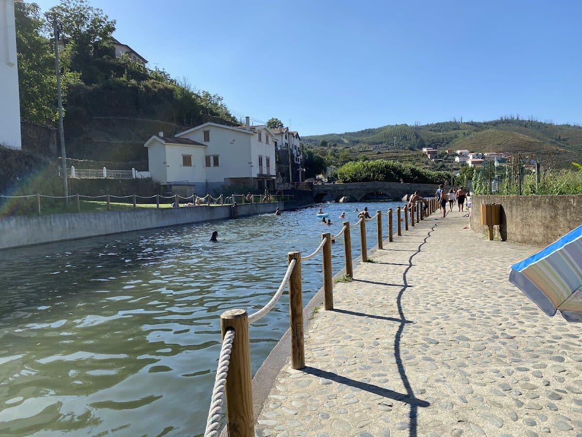 Praia de Pomares — foto 2