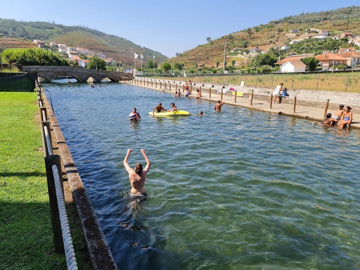 Praia de Pomares — foto 3