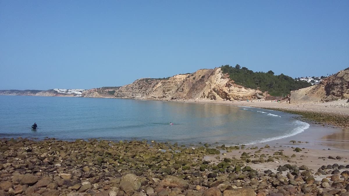 Praia de Almádena/cabanas Velhas