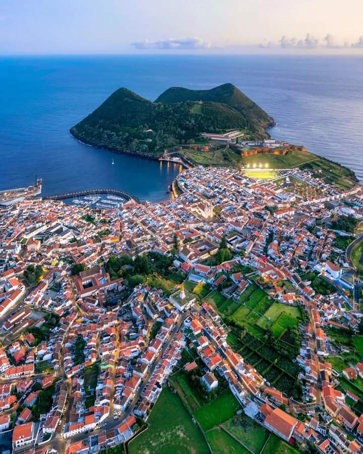 Praia de Angra do Heroísmo