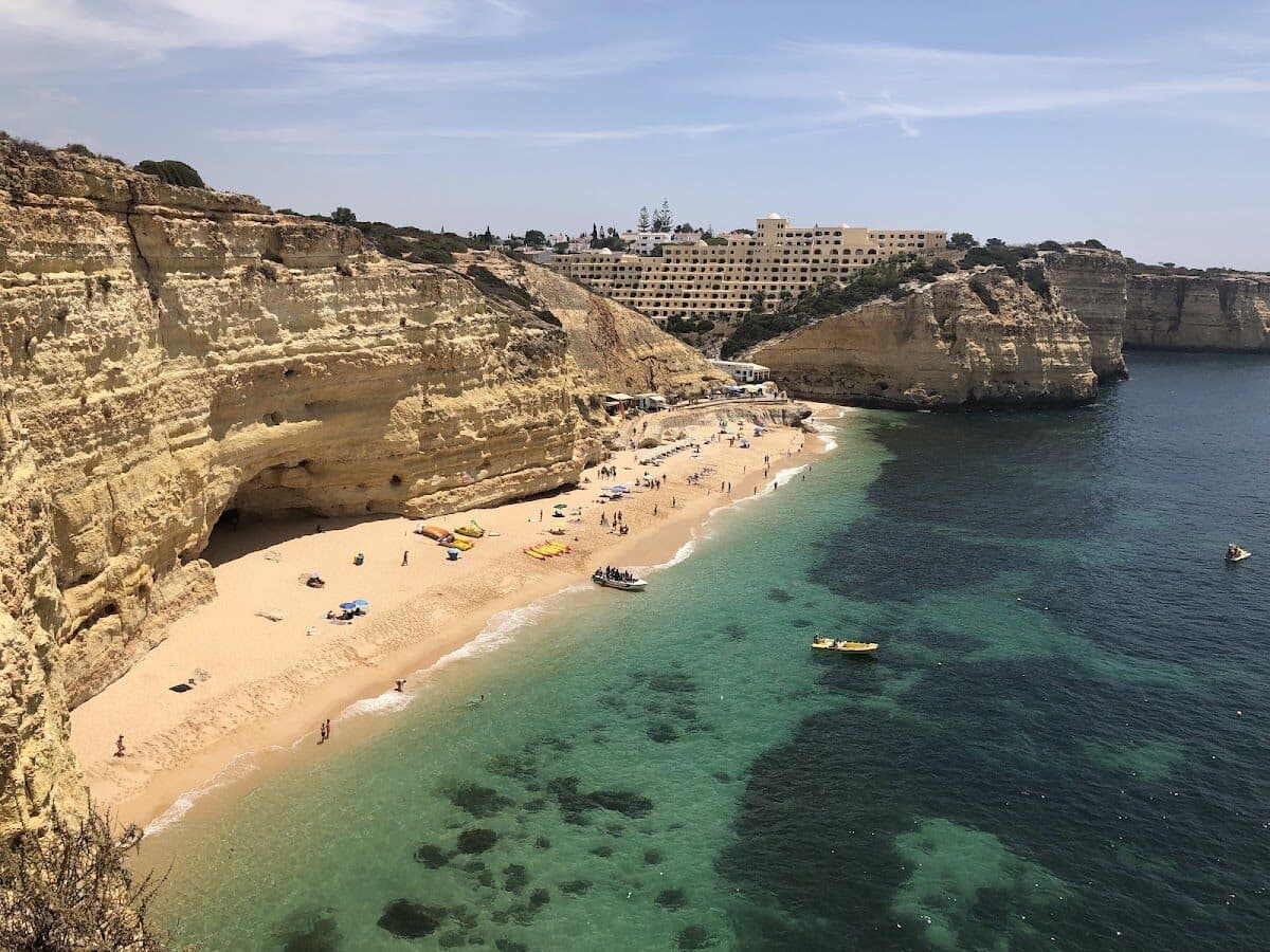 Praia de Vale Centeanes