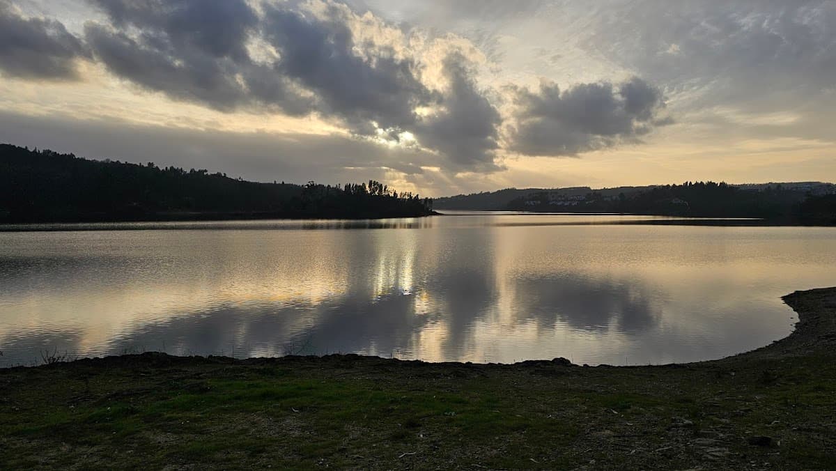 Praia de Vila Nova-serra (alb. Castelo Bode)